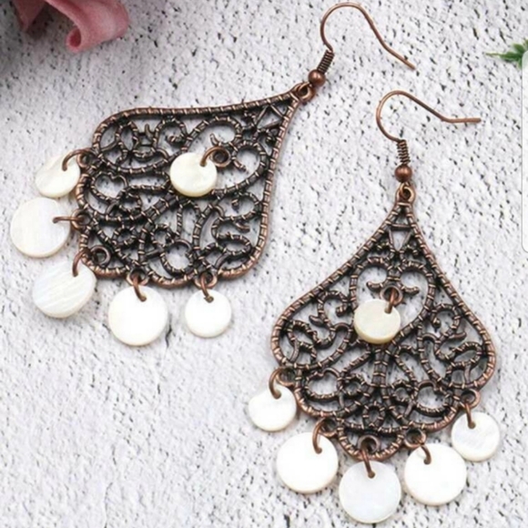 Boho Vintage Disc Detail Hollow Drop Earrings - Picture 4 of 4